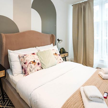 Charming Spacious 2Br Flat Near Station Plus Parking London Exterior photo